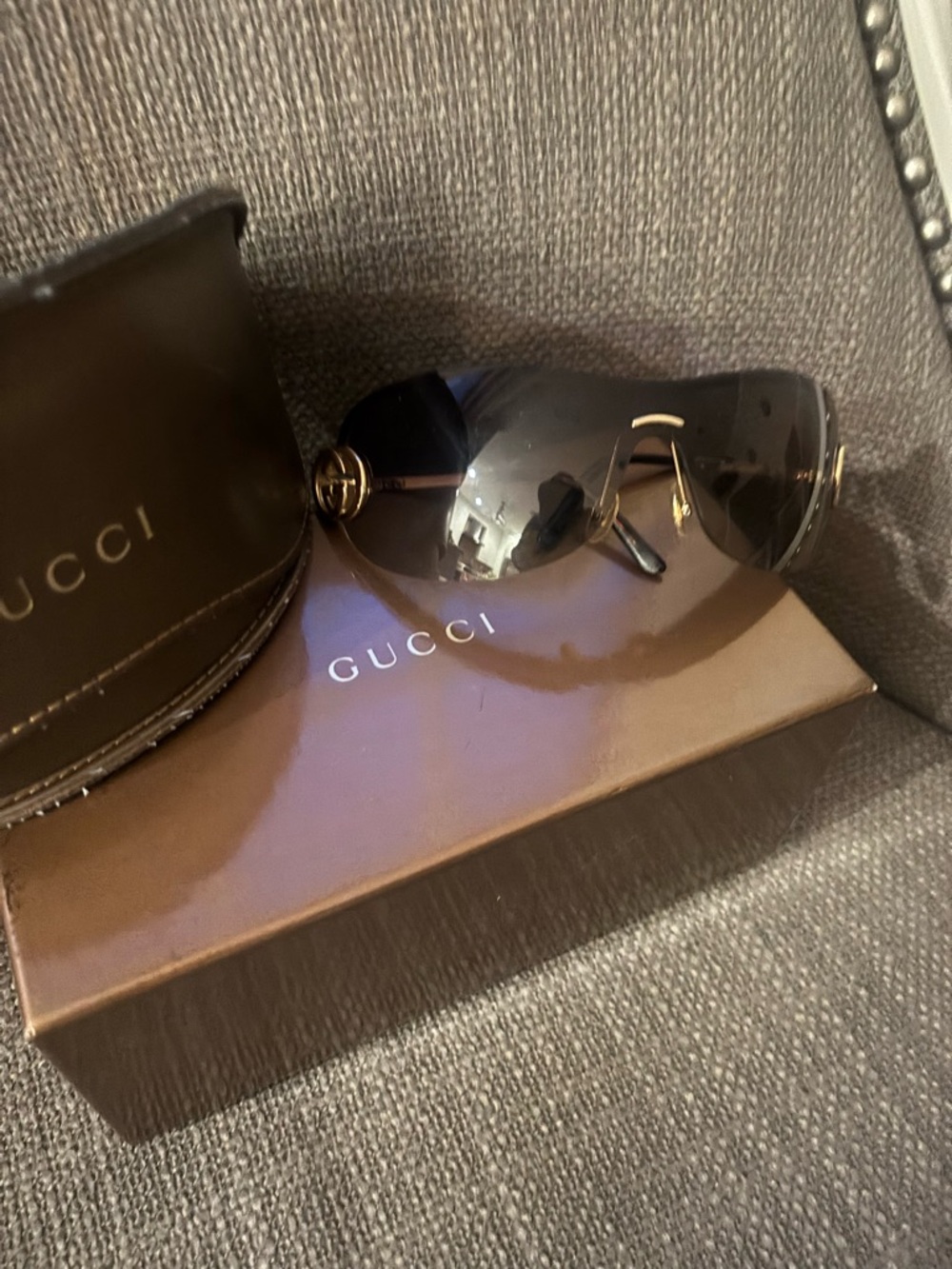 Gucci Men's Brown Gradient Shield Sunglasses with Gold Double-G - Picture 3 of 4